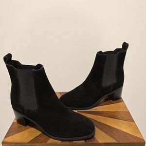 Steve Madden Chelsea Boots Black Suede Leather 9M Womens Classic Block Heel Ankl